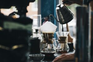 Kaffee als Symbolbild für die Erforschung neuer Entkoffeinierungsverfahren